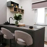 Minu' House * 살레르노