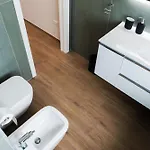 Minu' House * 살레르노